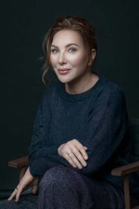 Svetlana Krasteva | Skin Line